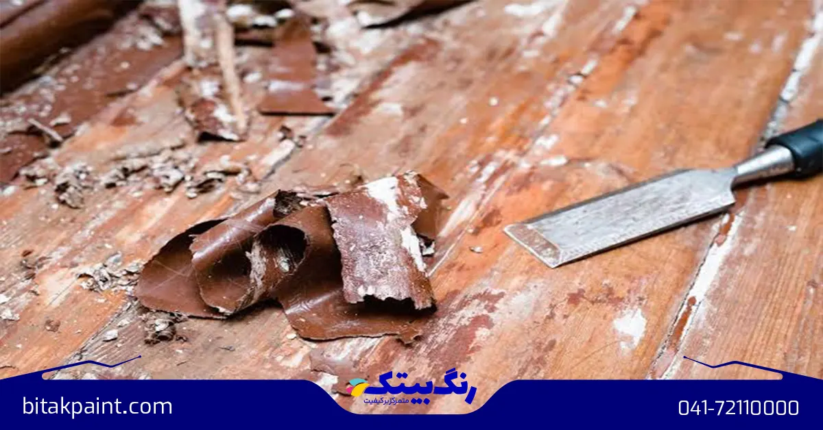 پاک کردن لکه رنگ از روی چوب با رنگ تراش